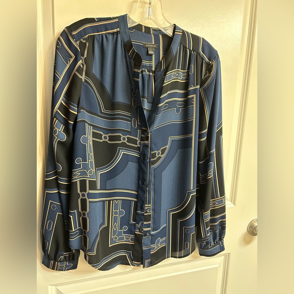 Ann Taylor Navy and Gold Checkered Top